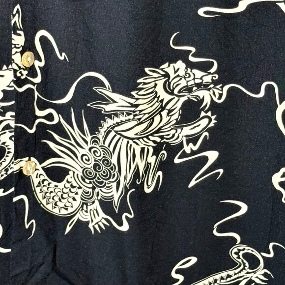 Vintage Tori Richard Mens Dragon Print Hawaiian Shirt - Made in Hawaii - Size L - Picture 4 of 7